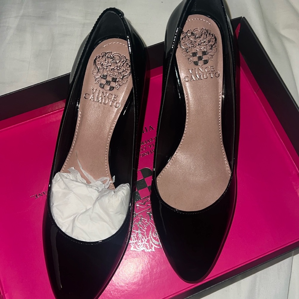 Vince Camuto